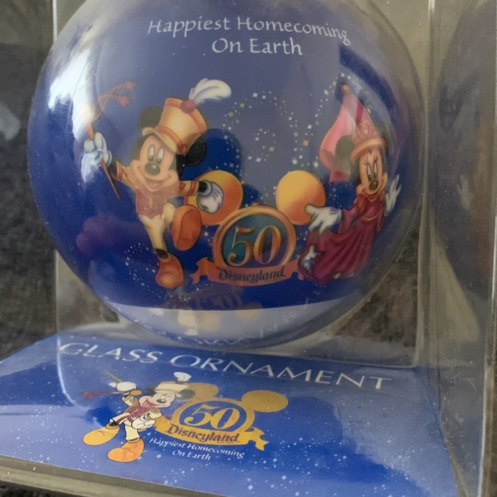 NIB DISNEYLAND 50th Anniversary Glass Ball Ornament 2005